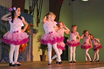 Dance Recital 10